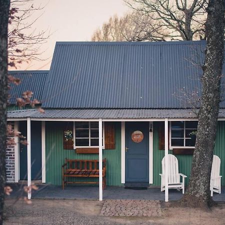 Little Tin House Apartment Van Reenen Exterior photo